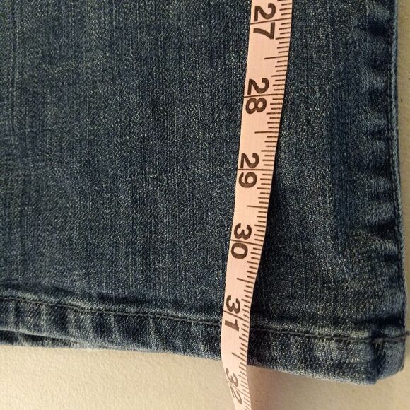Seven7 Permium Embroidered Back Pockets and Upper Leg Jean - Picture 8 of 12